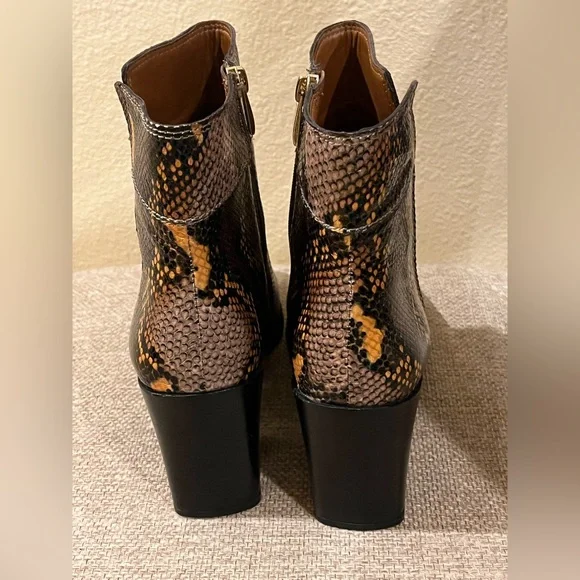 Franco Sarto leather snake print block heel ankle boots/ booties. Square toe. 10 - Picture 5 of 14